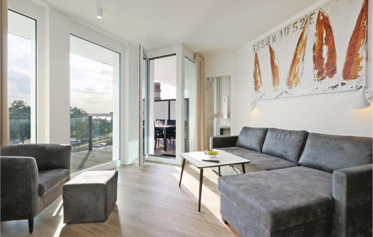2 Bedroom Stunning Apartment In Luebeck Travemuende Eksteriør bilde